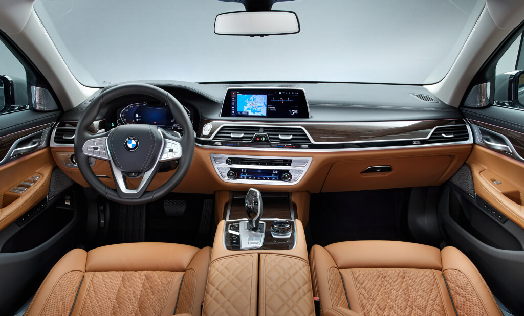 BMW Serie 7: habitáculo.