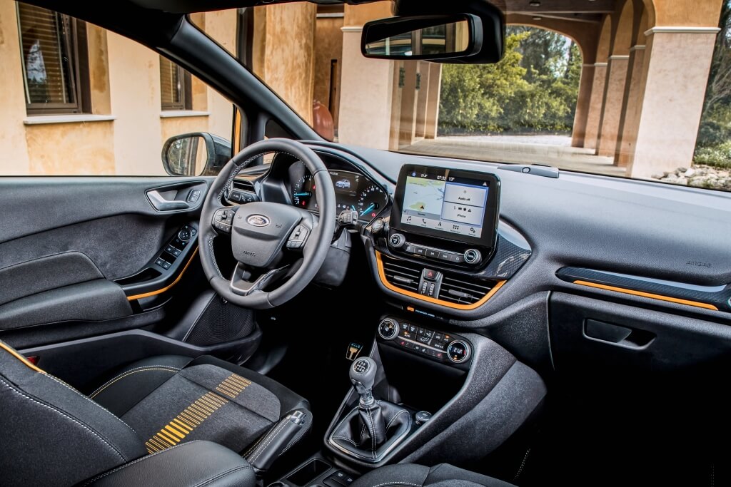 Interior del Ford Fiesta Active.