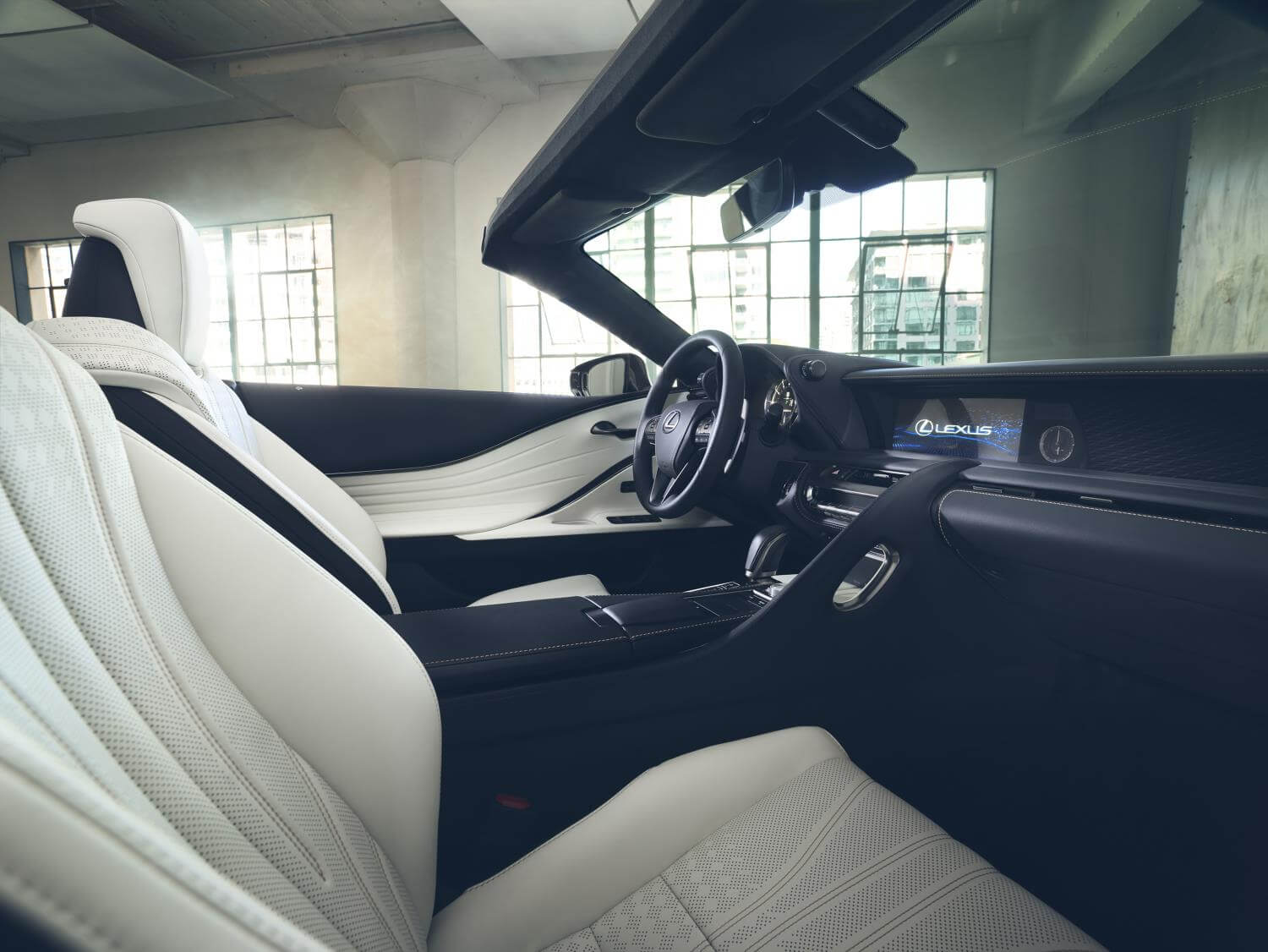 Lexus LC descapotable: interior