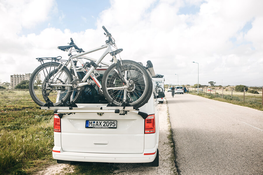 Llevar bicicleta en coche