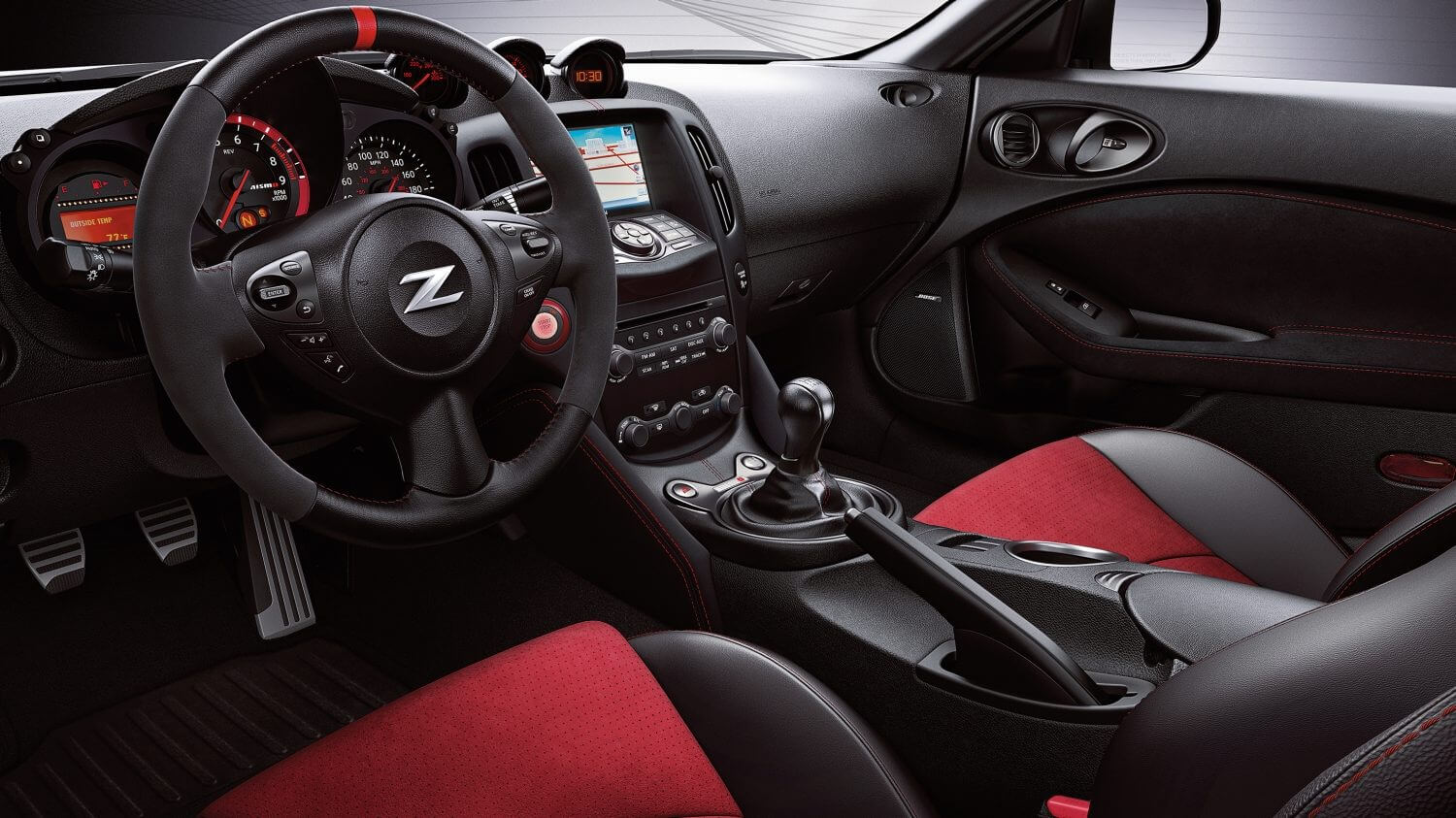 Nissan 370Z NISMO: interior