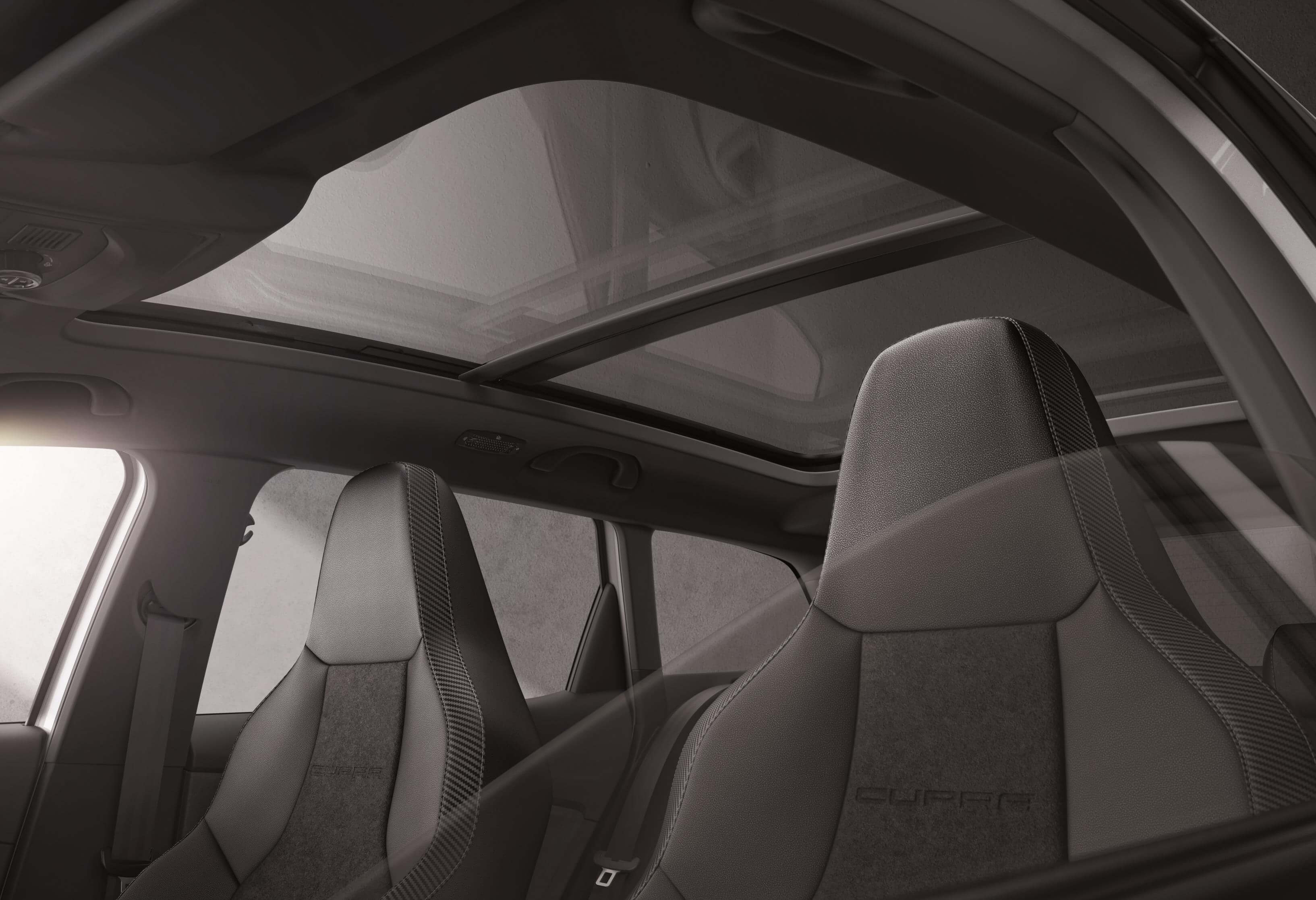 SEAT Leon ST CUPRA R: techo panorámico