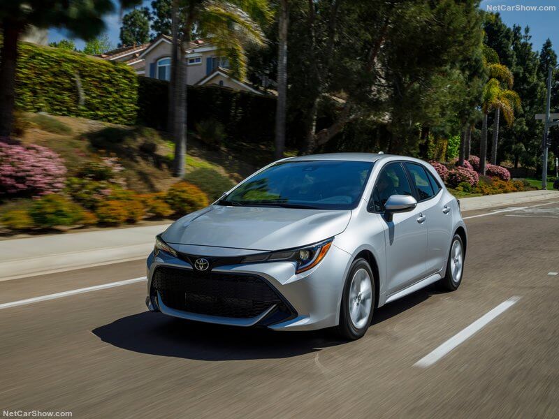 Diseño del frontal del Toyota Corolla.
