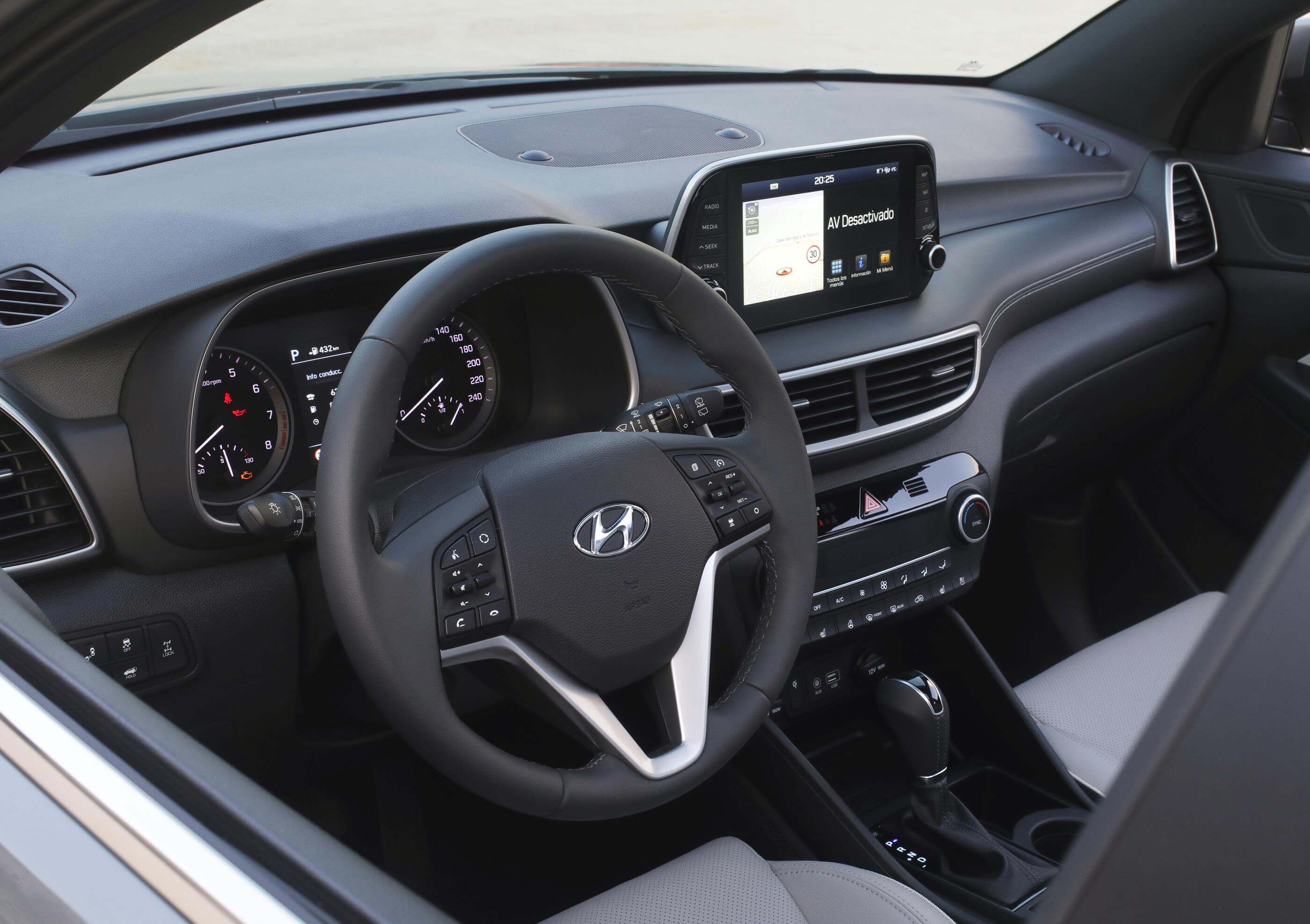 Hyundai Tucson 2019: interior