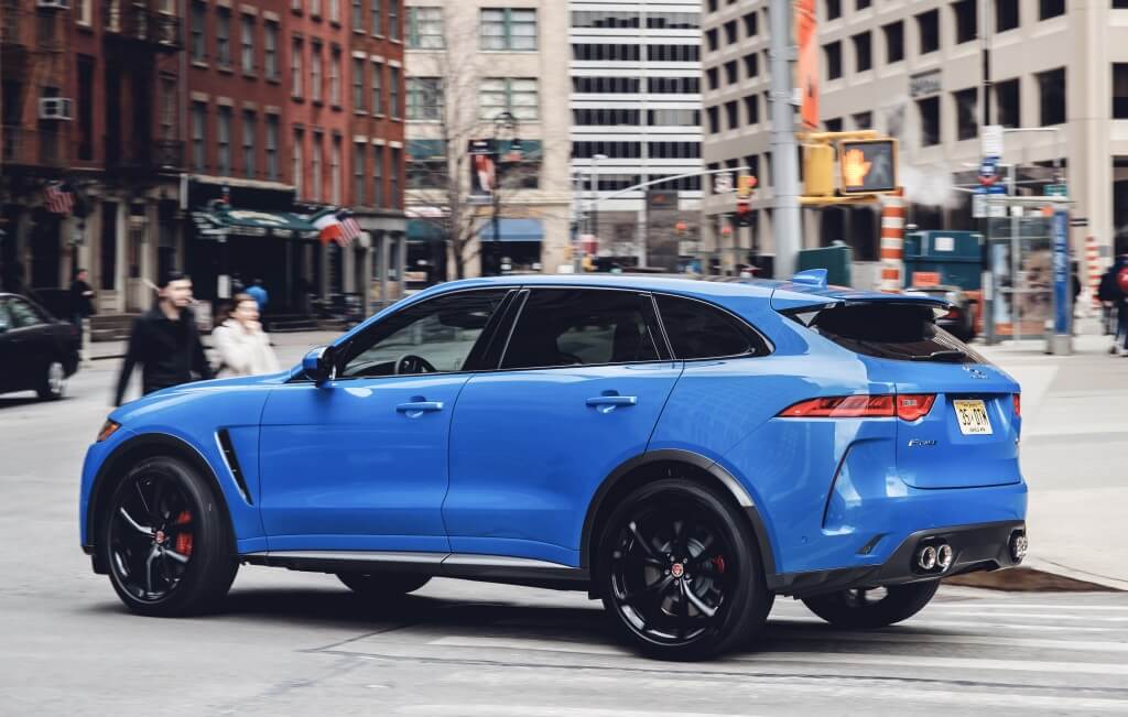 Jaguar F-Pace SVR: trasera