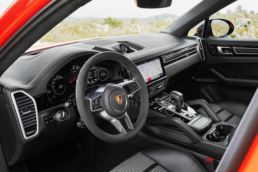 Porsche Cayenne Coupé: interior