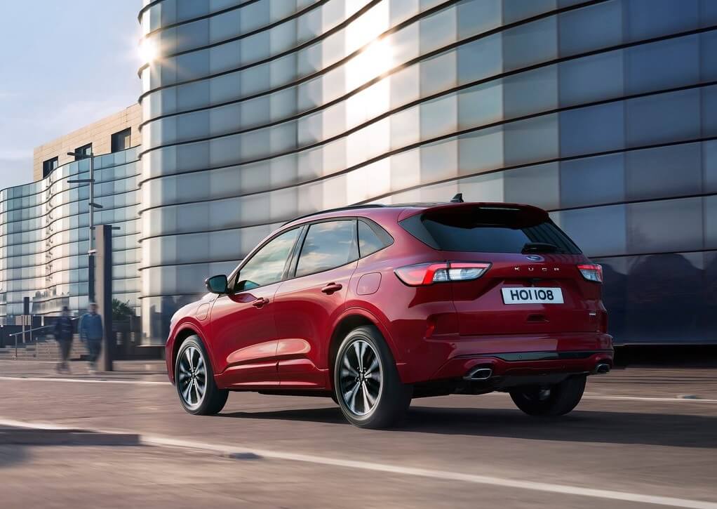 Ford Kuga ST-Line 2019: trasera.