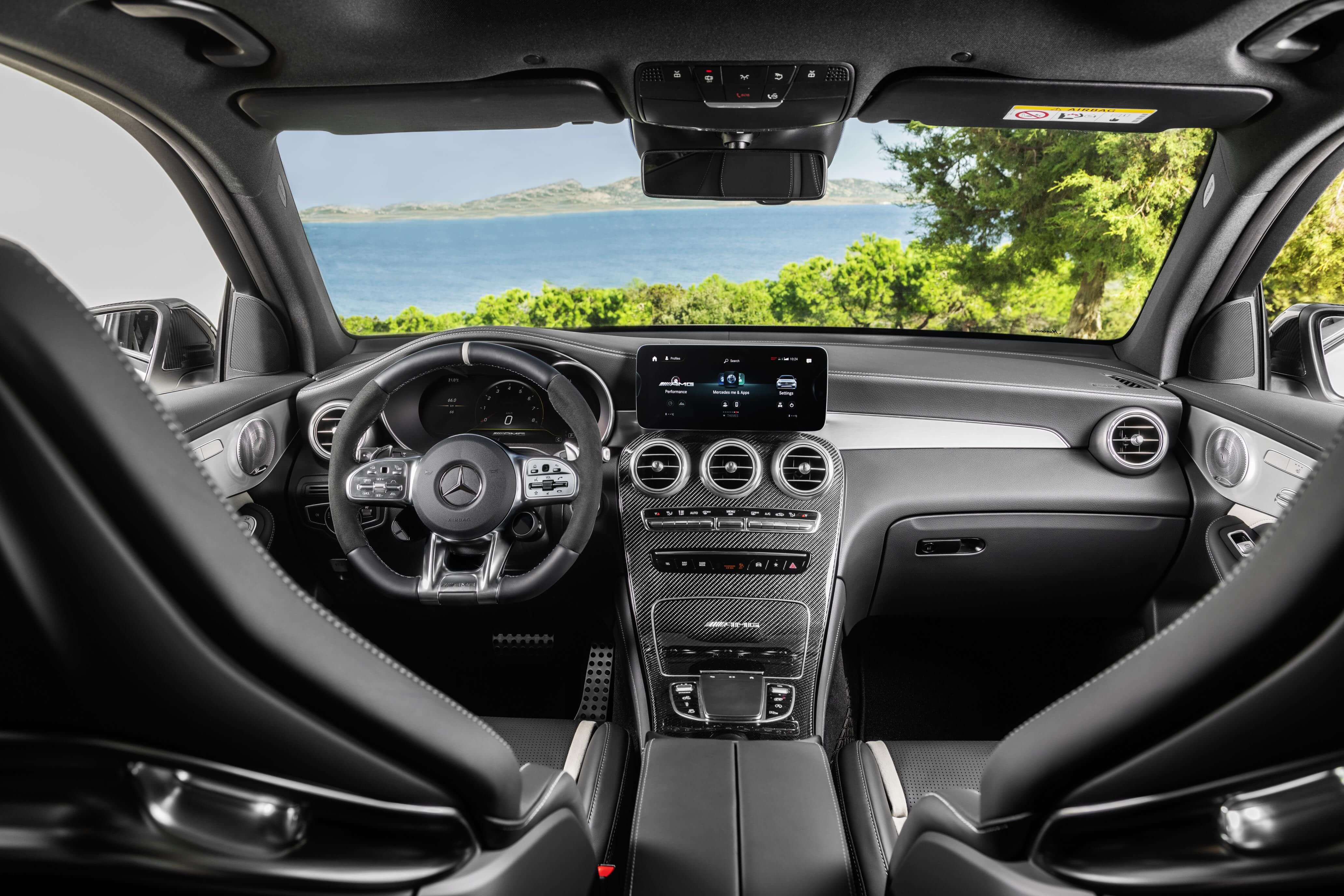 Mercedes-AMG GLC 63 S: interior