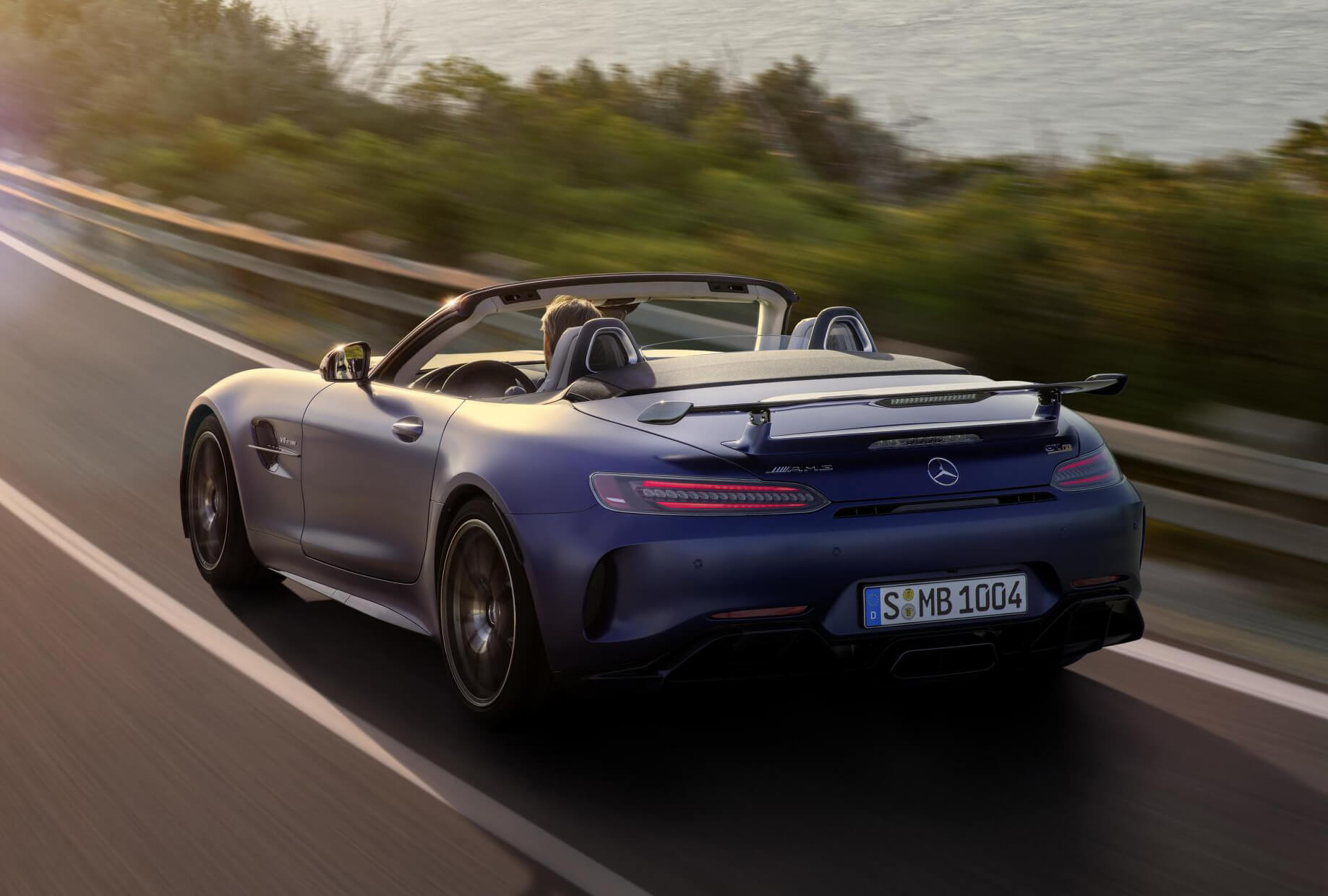 Mercedes-AMG GT R Roadster: trasera