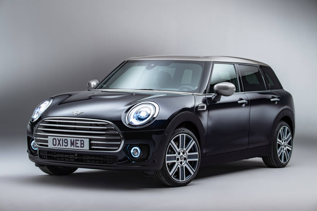 Mini Cooper Clubman 2020: frontal.