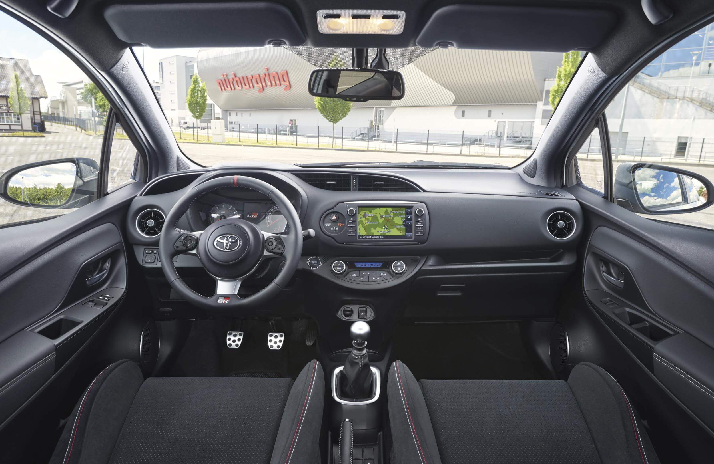 Toyota Yaris GRMN: interior