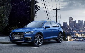 Audi Q5 55 TFSIe quattro, un SUV deportivo e híbrido enchufable