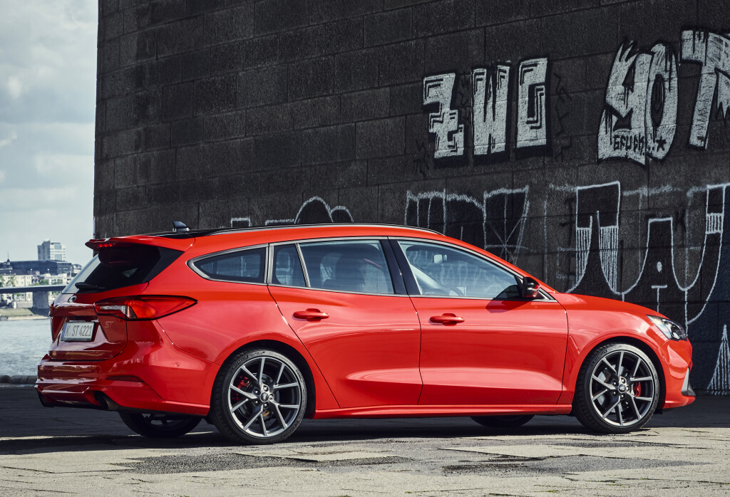 Ford Focus ST Sportbreak: perfil.