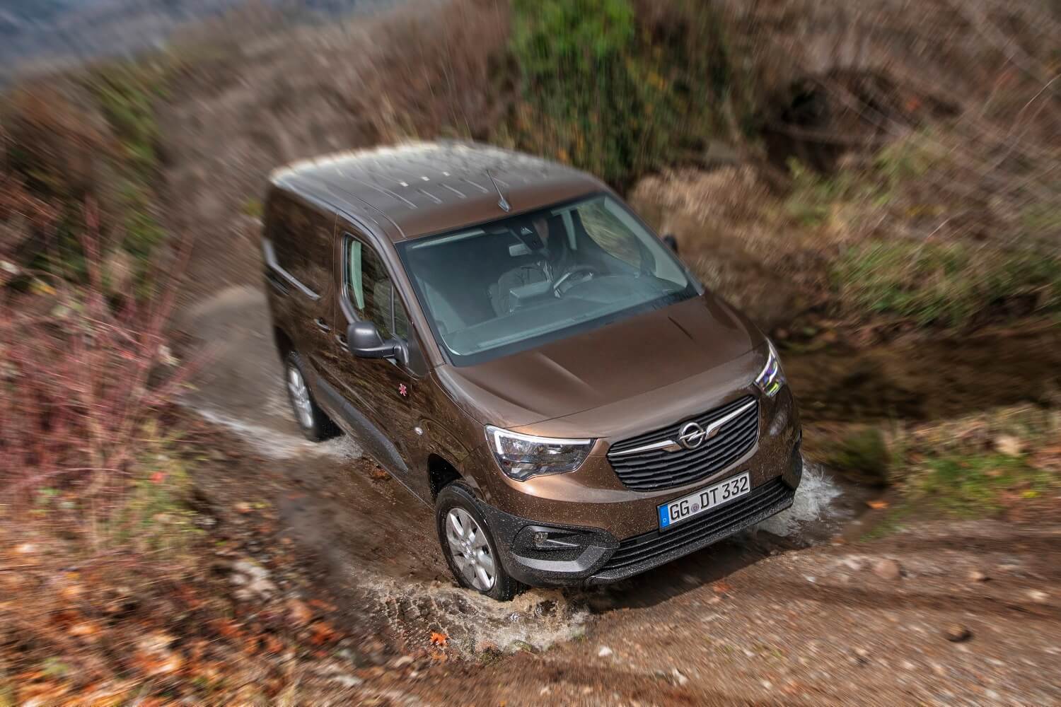 Opel Combo Cargo 4x4, el comercial que no teme al campo