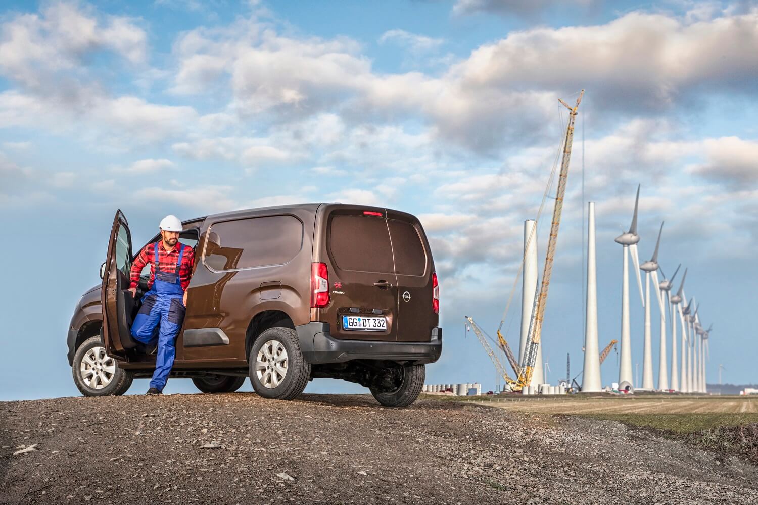 Opel Combo Cargo 4x4: trasera
