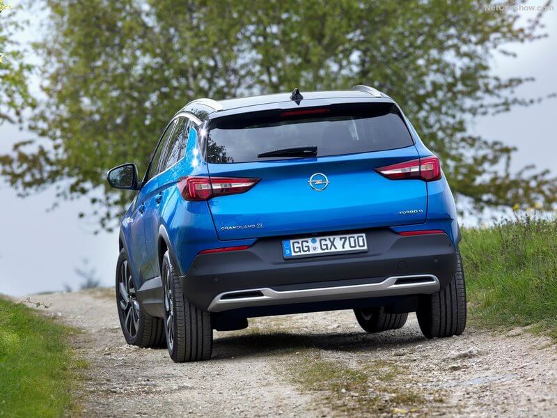 Opel Grandland X en ruta.
