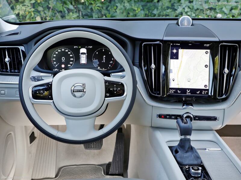 Volvo XC60 Polestar, interior.