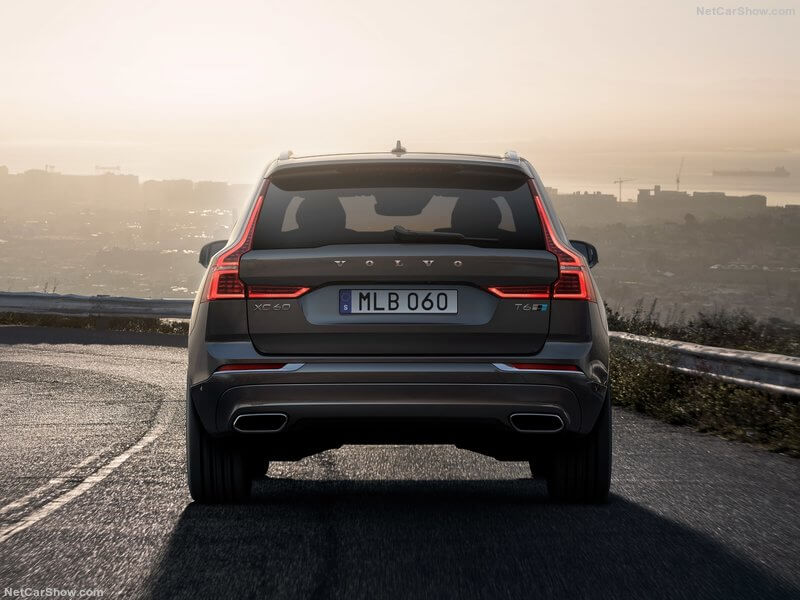 Salidas de escape del Volvo XC60 Polestar.