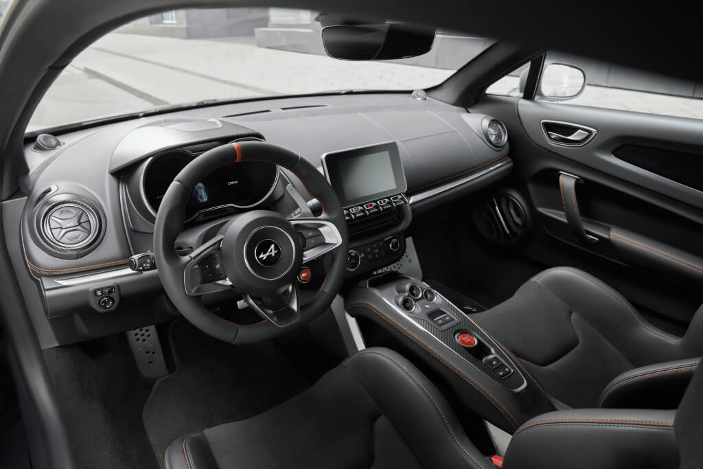 Alpine A110S: interior.