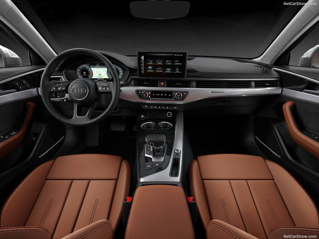 Interior del Audi A4 2020.