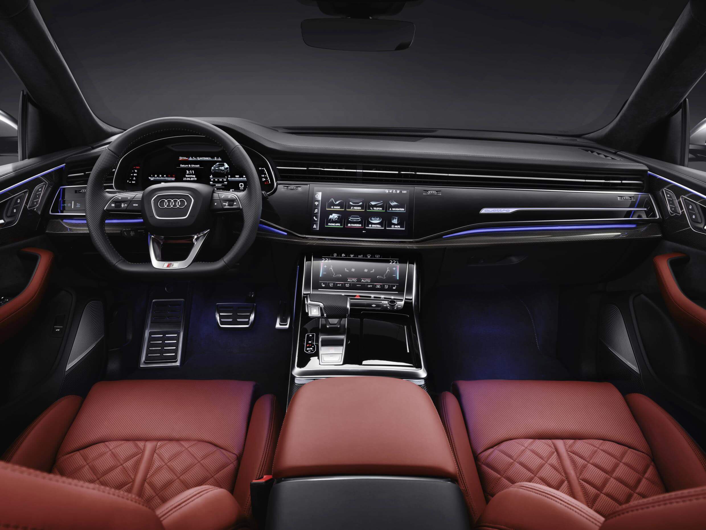 Audi SQ8 TDI: interior