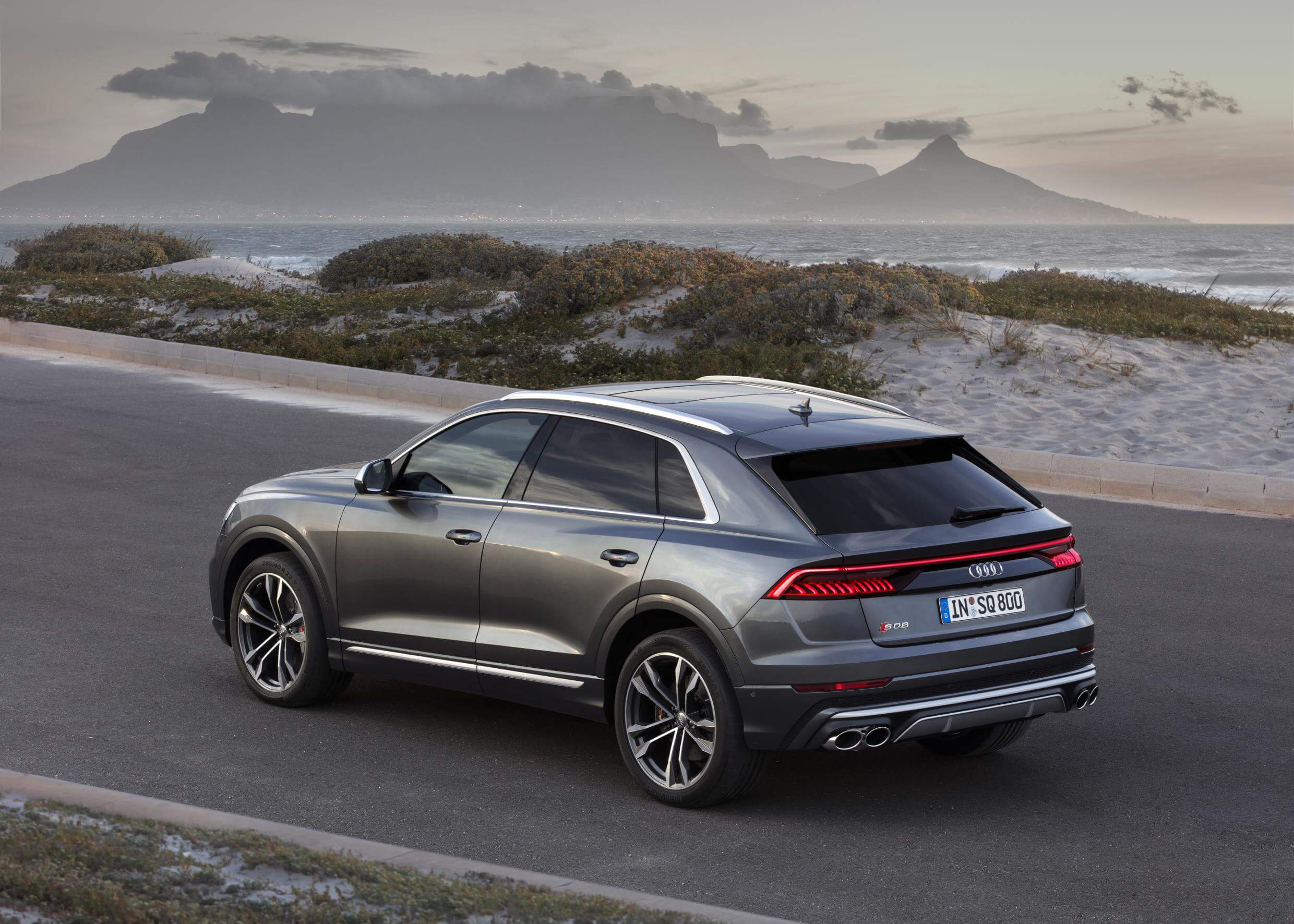 Audi SQ8 TDI: trasera