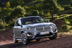 BMW X1 2019, un restyling que traerá una variante híbrida enchufable