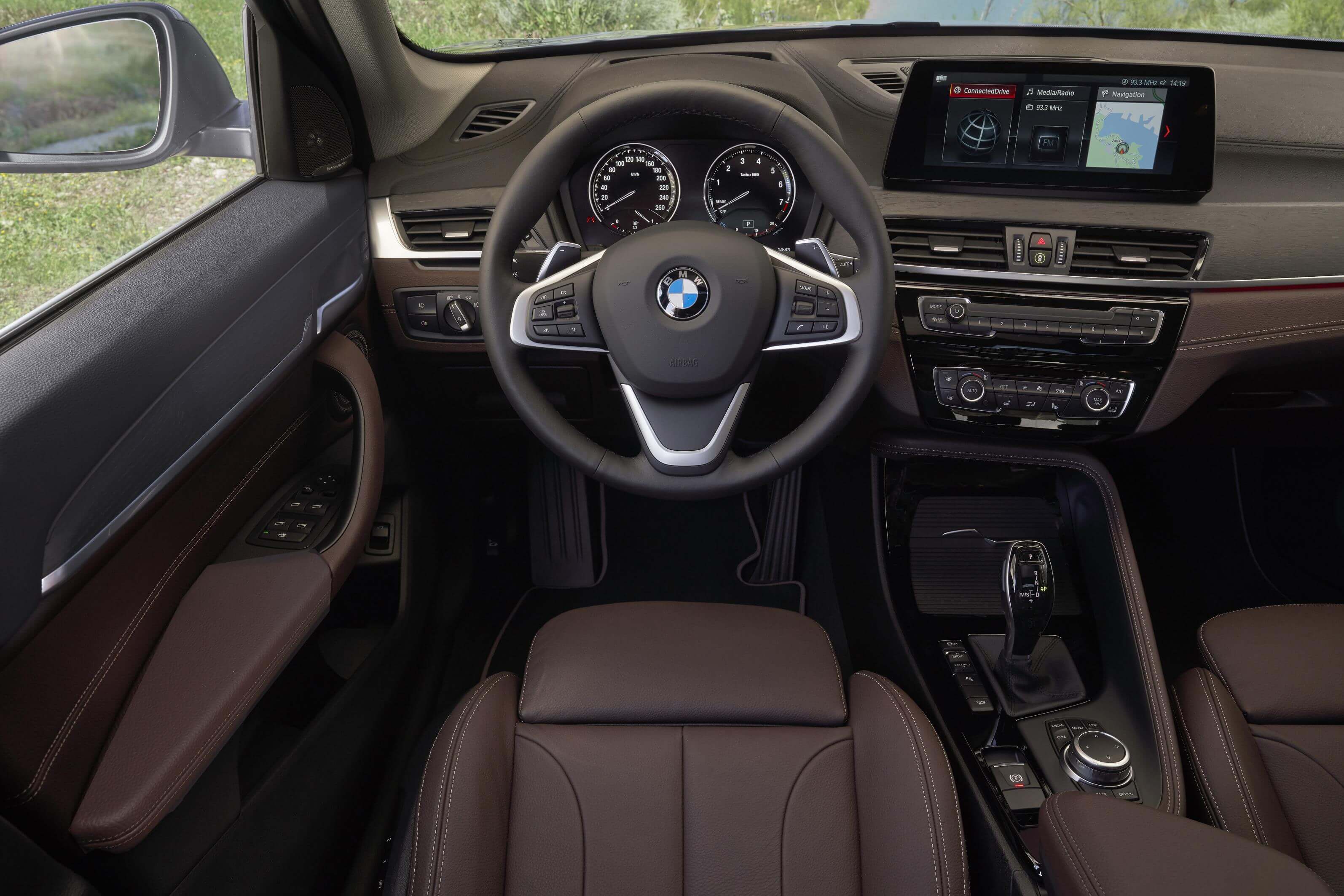 BMW X1 2019: interior