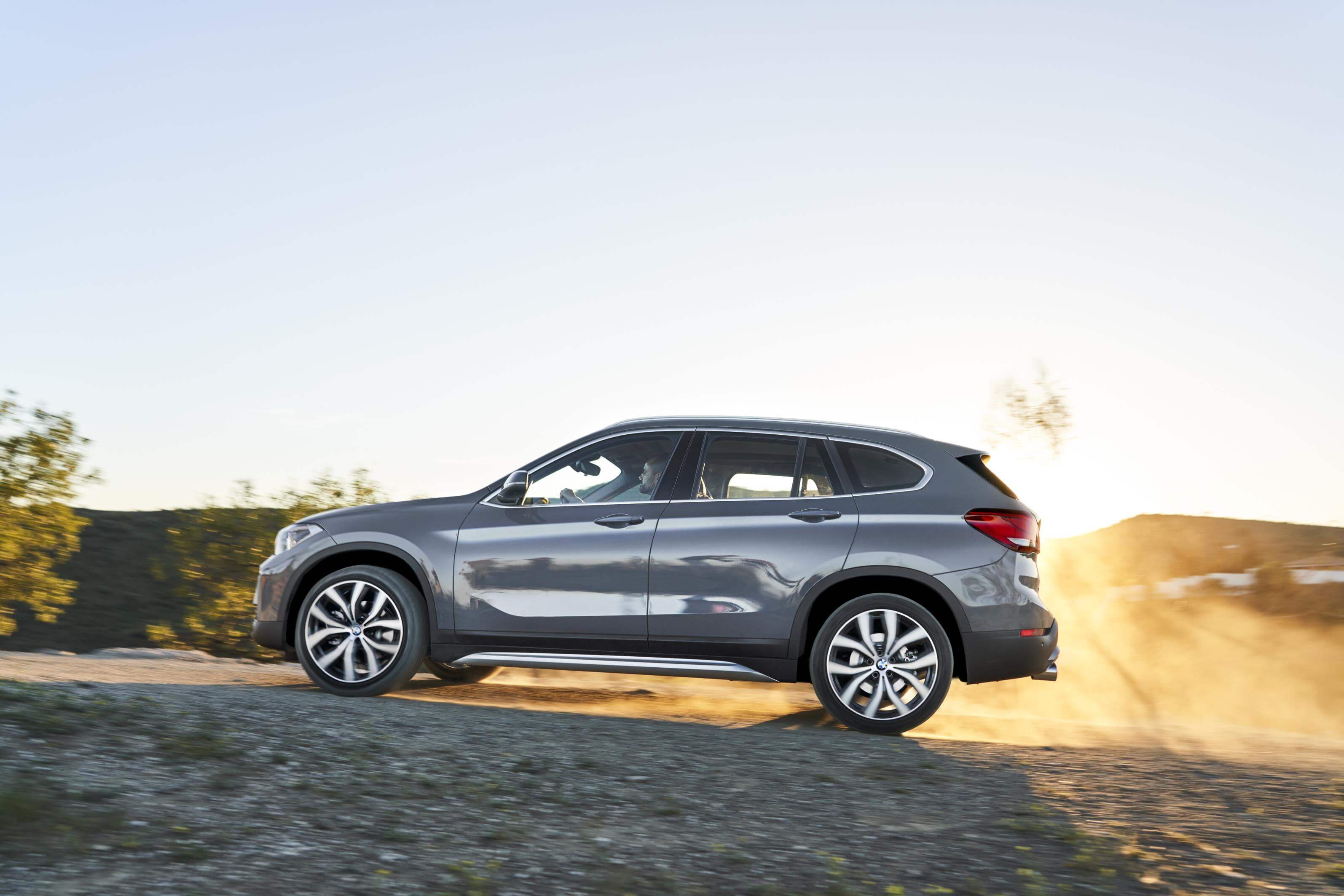 BMW X1 2019: lateral