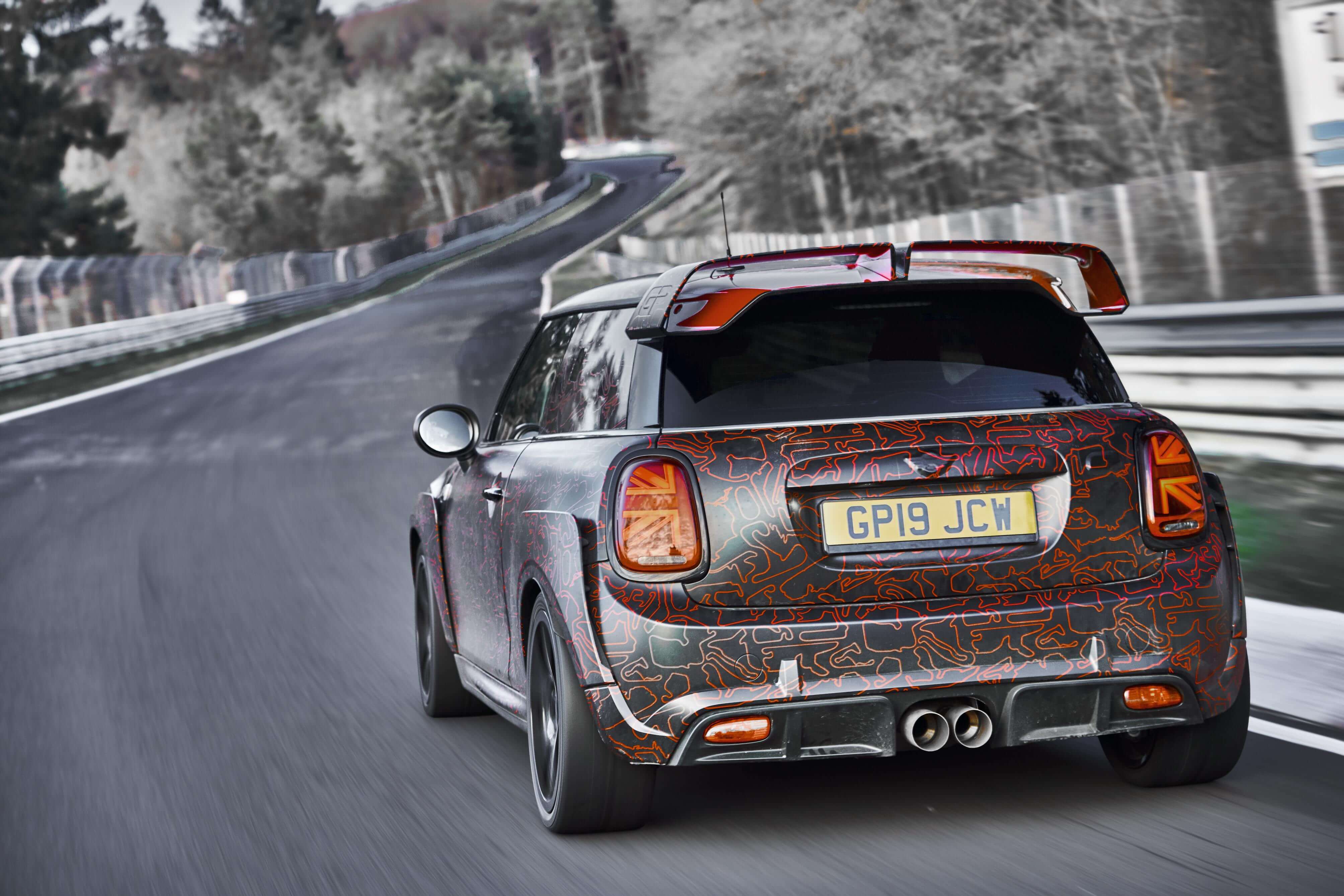 MINI John Cooper Works GP 2020: trasera