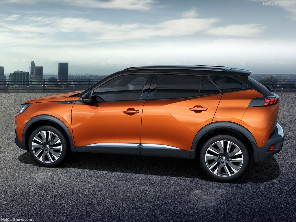 Peugeot 2008 2020: perfil.