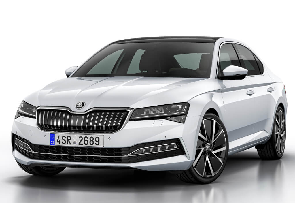 Gama Skoda Superb 2019, renovado por fuera, híbrido por dentro
