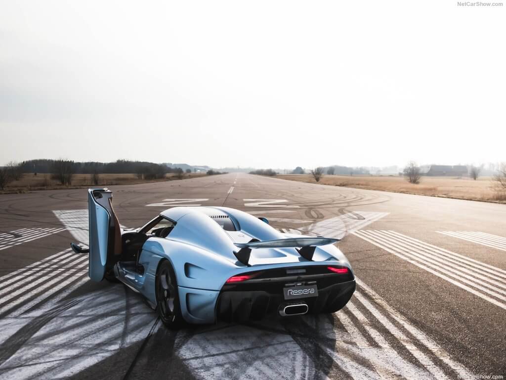 Koenigsegg Regera, trasera.