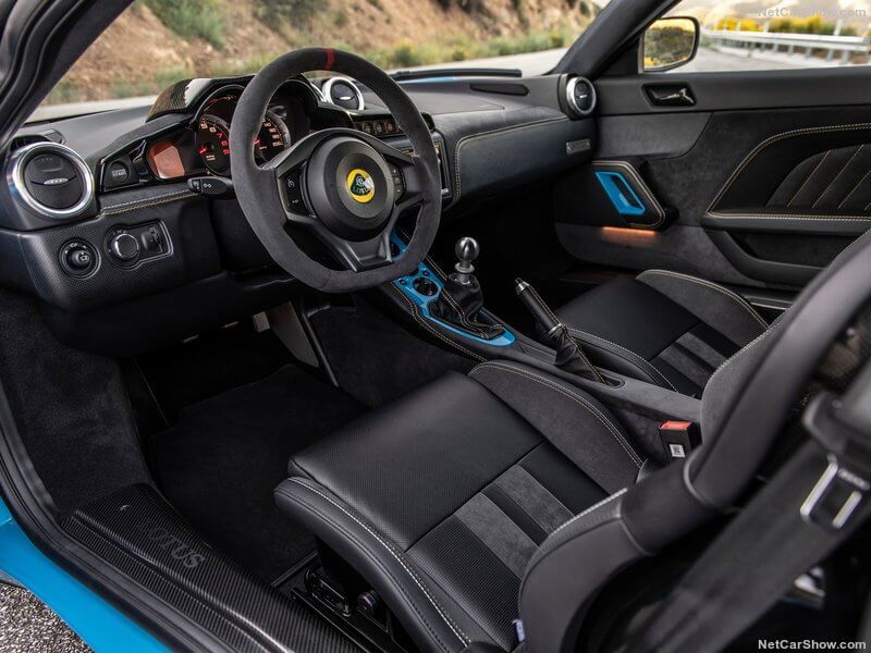 Interior del Lotus Evora GT 2020.
