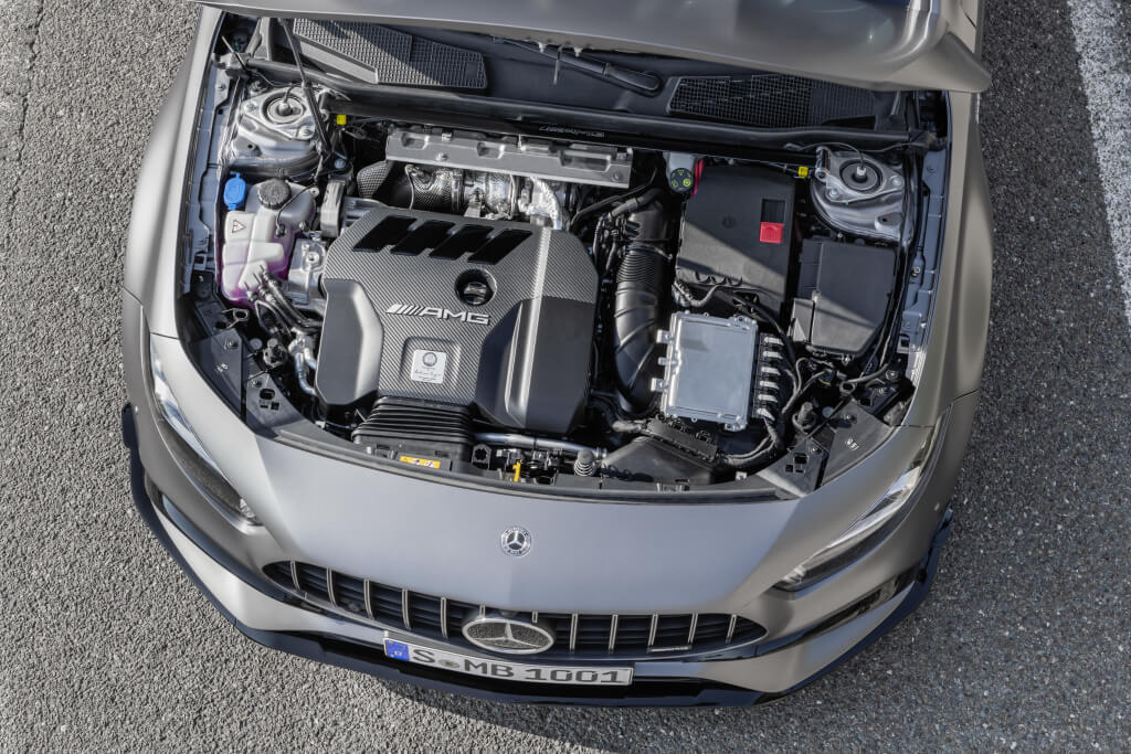 Mercedes-AMG A 45 S: motor.