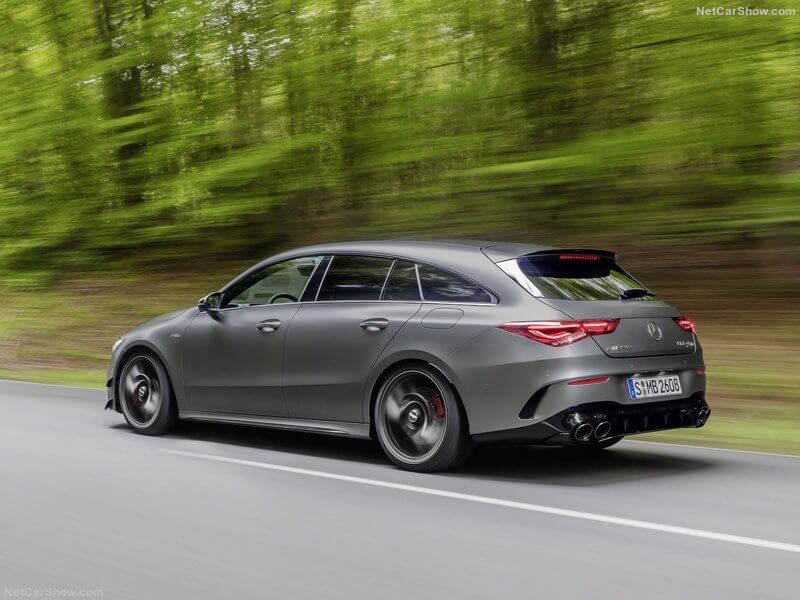 Mercedes CLA 45 4MATIC+ Shooting Brake, trasera.