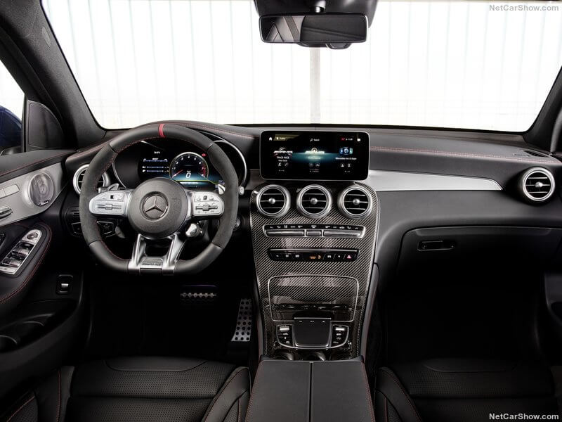 Mercedes GLC 43 AMG, diseño interior.