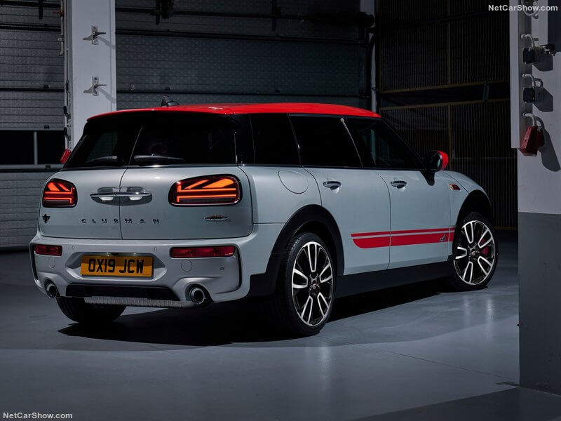 Trasera del Mini Clubman John Cooper Works.