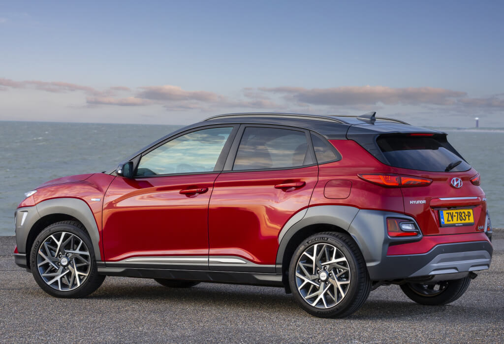 Hyundai Kona Hybrid: zaga.