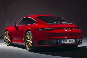 Porsche 911 Carrera Coupé, así da gusto quedarse con el básico