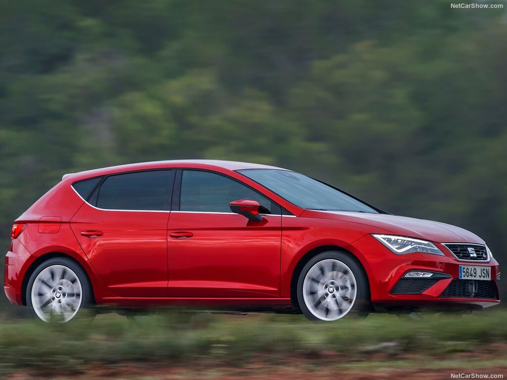 Seat León FR, lateral.