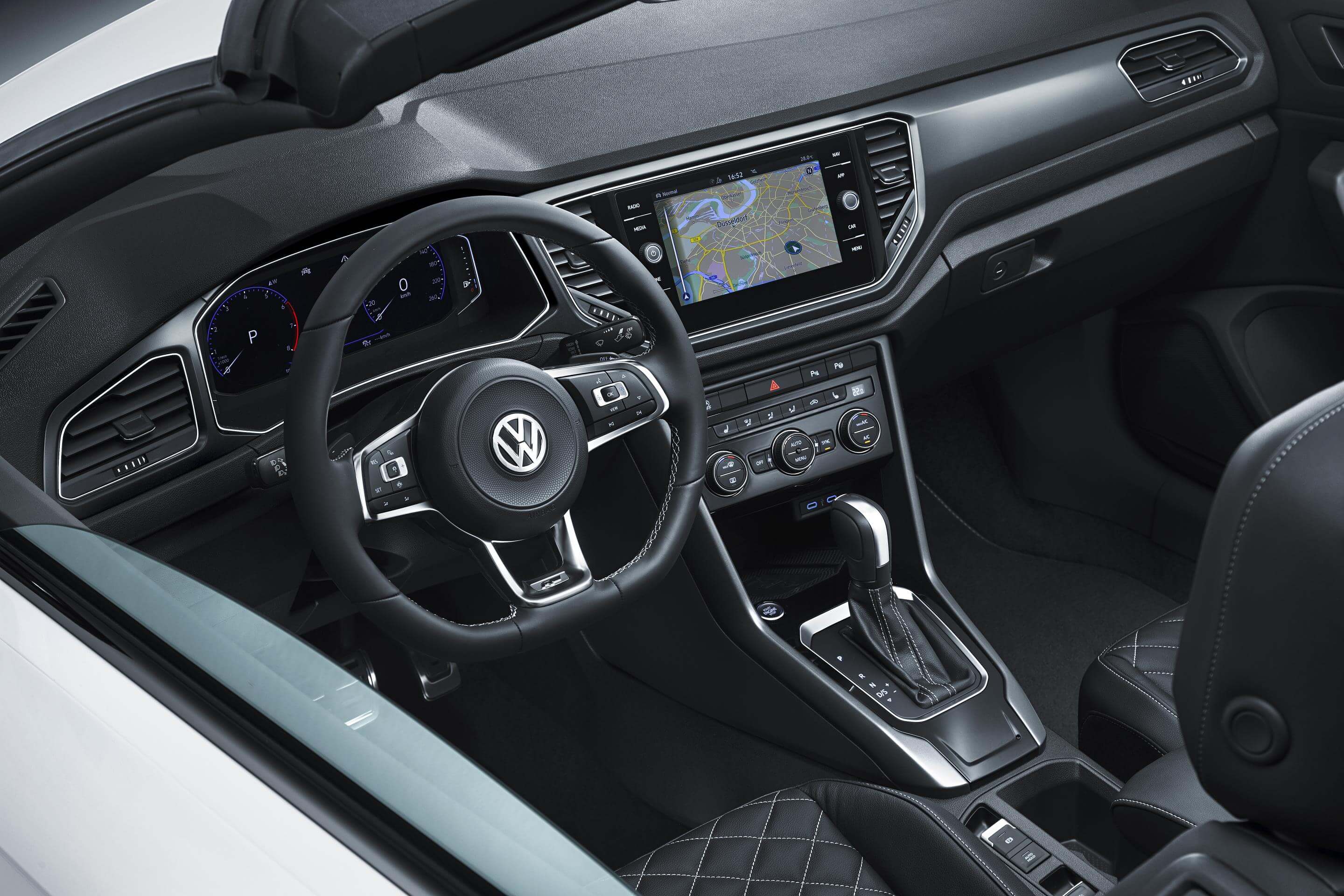 Interior del Volkswagen T-Roc Cabrio