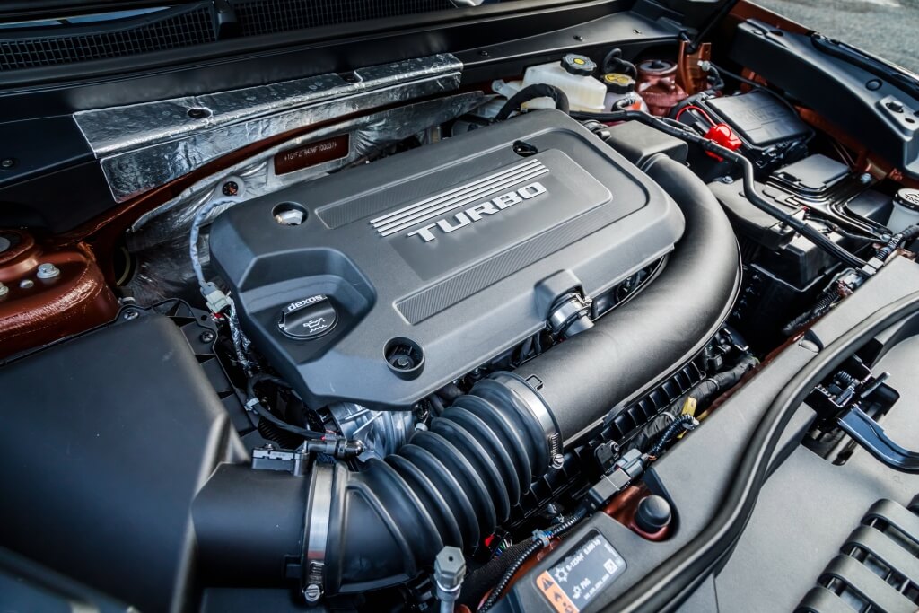Cadillac XT4: motor.