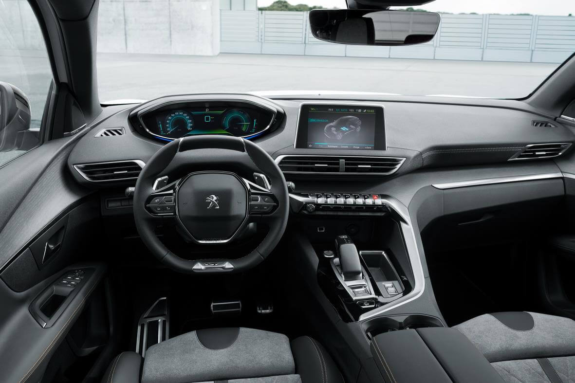 Interior del Peugeot 3008 GT Hybrid4
