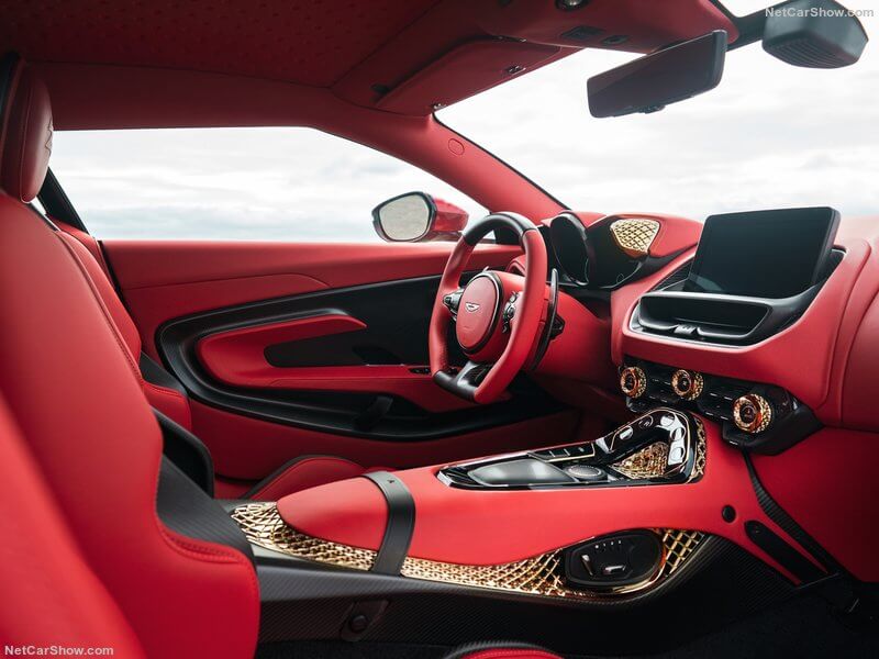Interior del Aston Martin DBS GT Zagato.