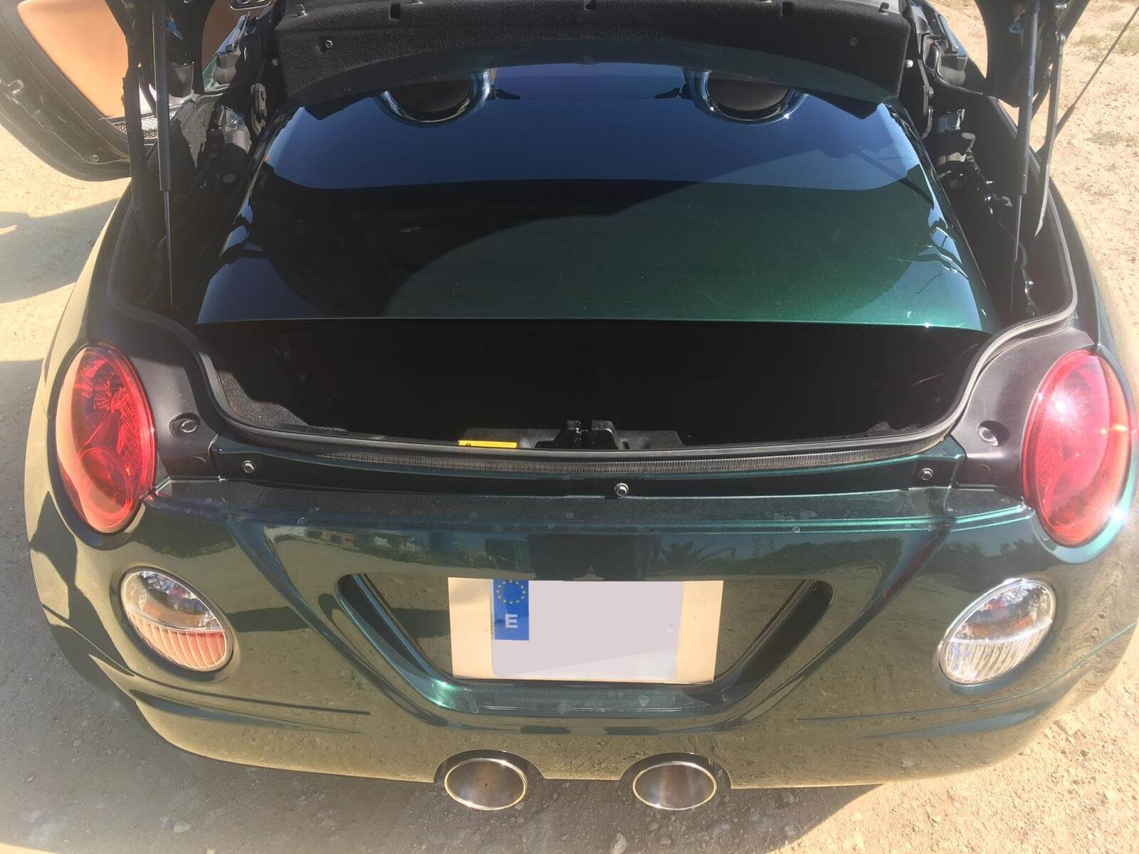 Daihatsu Copen: maletero.