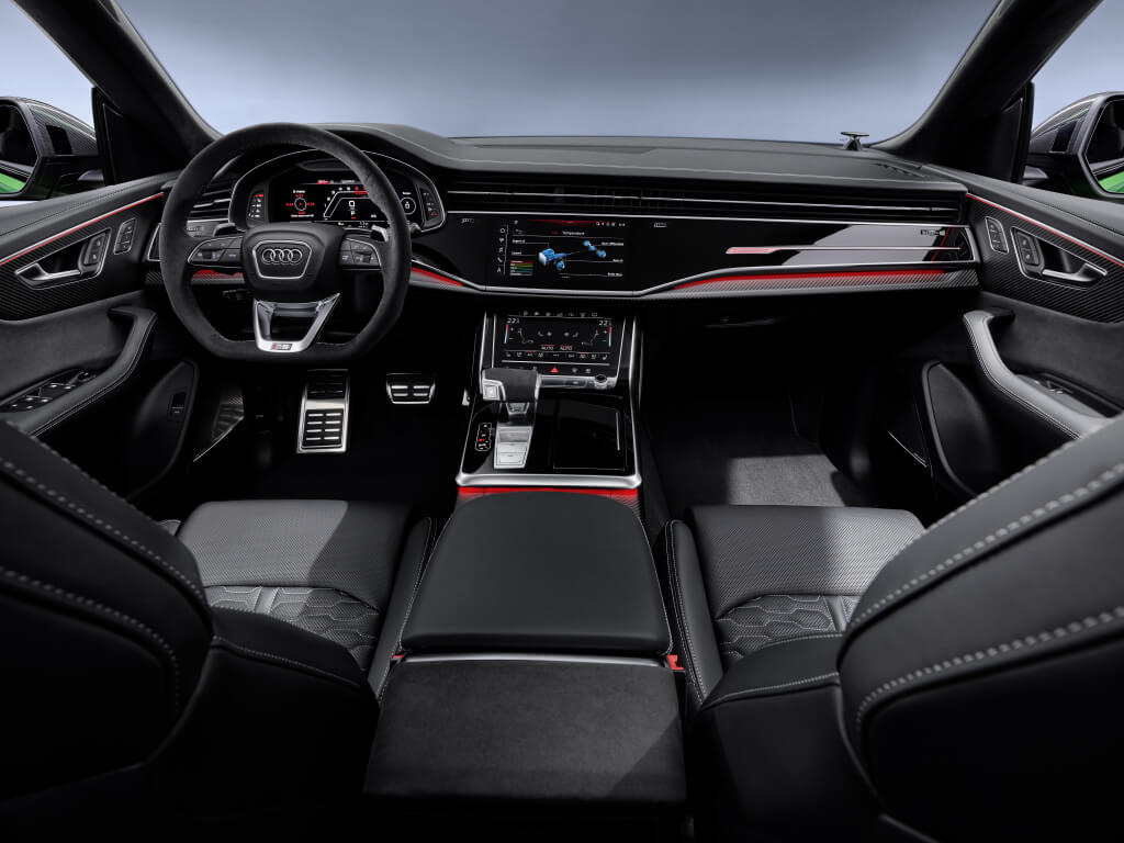 Audi RSQ8, interior.
