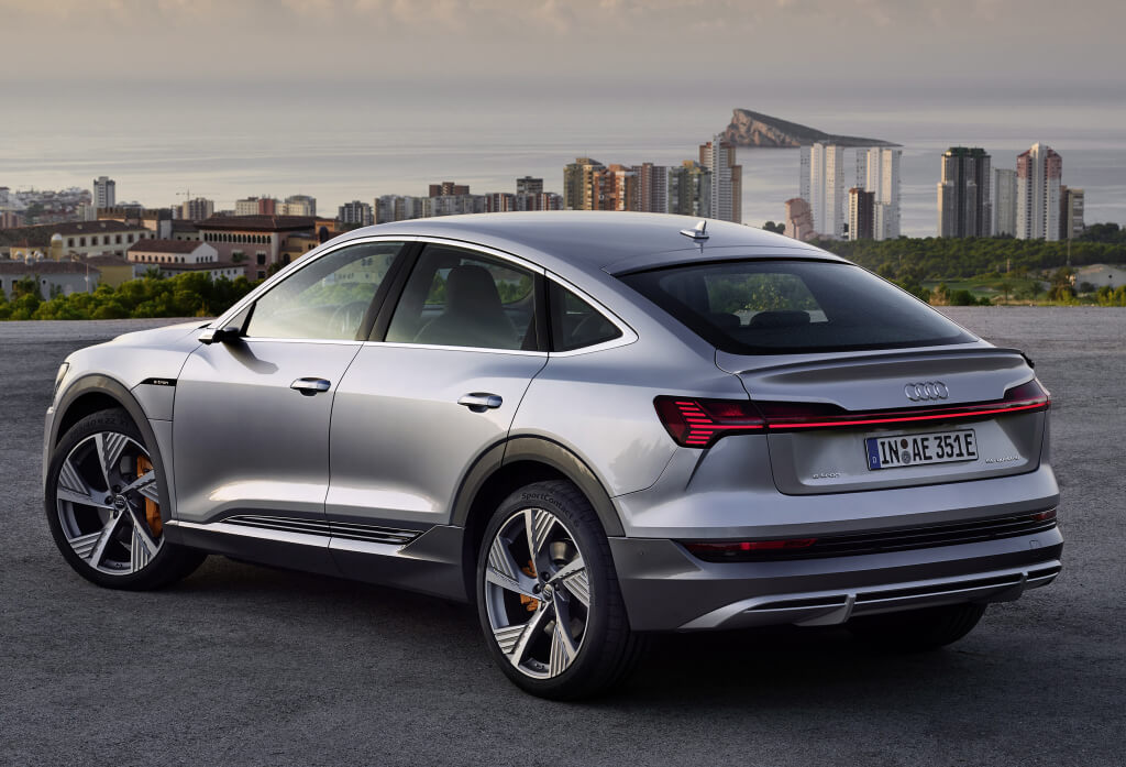 Audi e-tron Sportback: trasera.