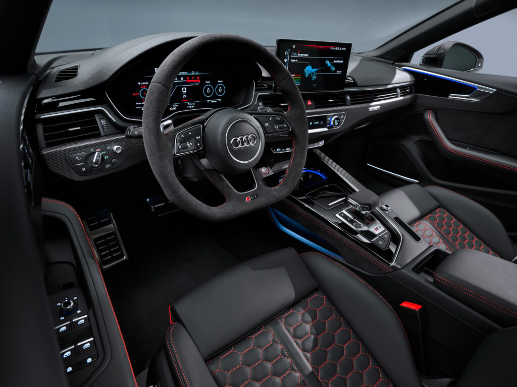 Audi RS5 2020, interior.