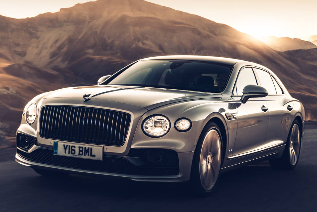 Bentley Flying Spur Blackline, parte frontal.